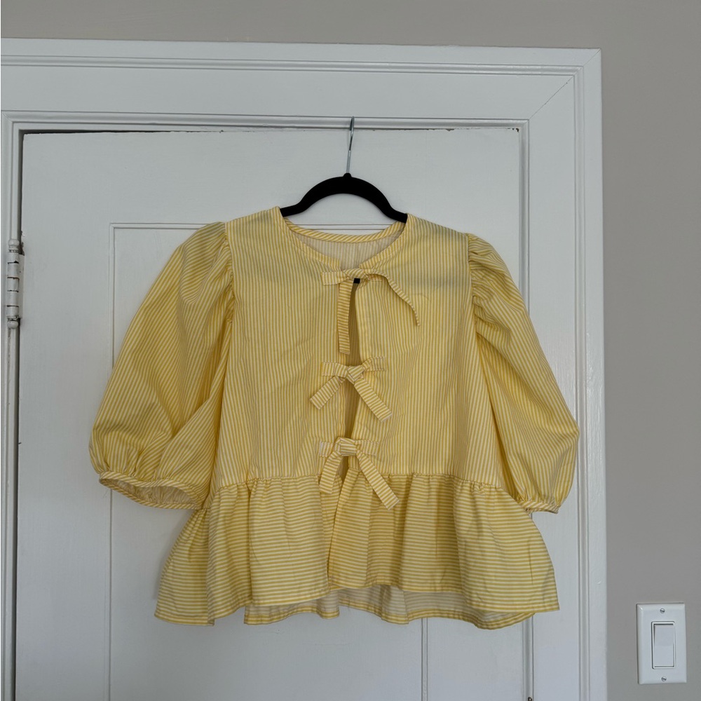 Tie front top - butter yellow